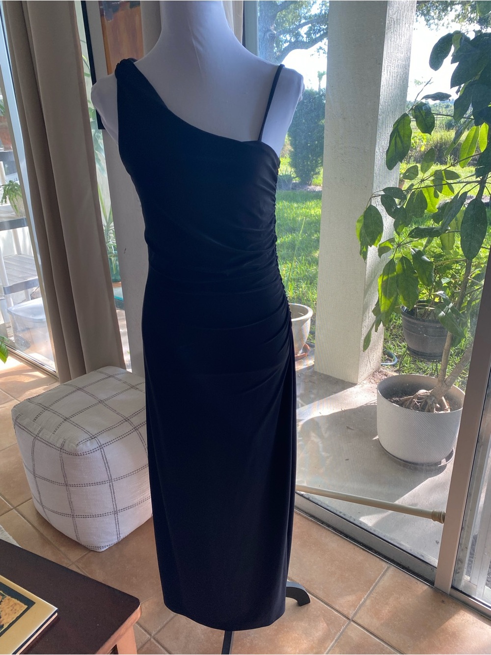 One-Shoulder Black Ruched Midi Dress